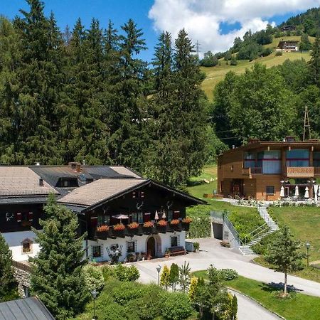 Der Erlhof Restaurant & Landhotel Zell am See Exteriör bild